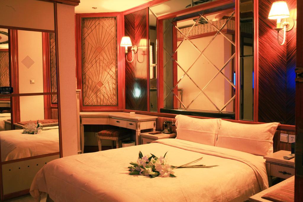 Manhattan Bund Business Hotel Shanghai Room photo